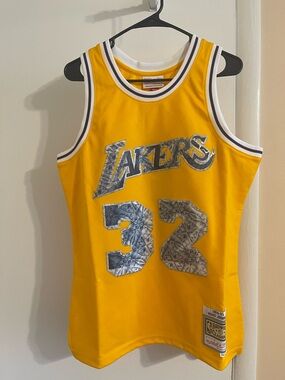 Mitchell & Ness Magic Johnson Los Angeles Lakers Jersey